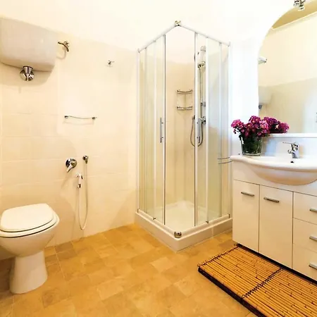 Casa Macchia * Viazzano